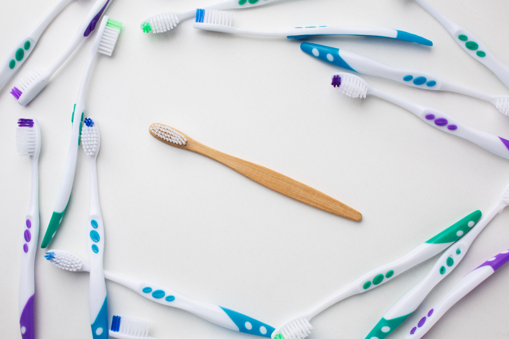 Ar elektrinis dantų šepetėlis veiksmingesnis nei įprastas?